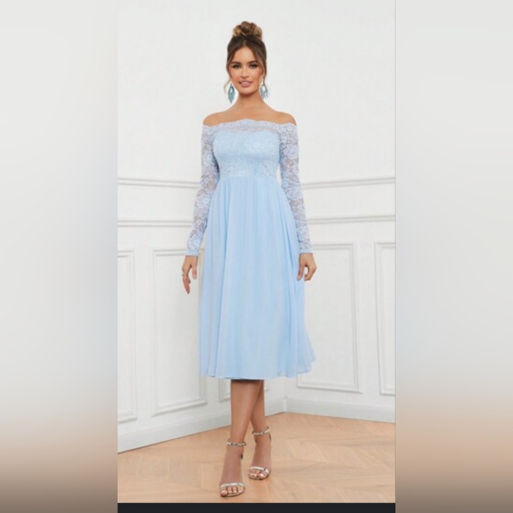 Elegant Light Blue Lace Long Sleeve Dress
